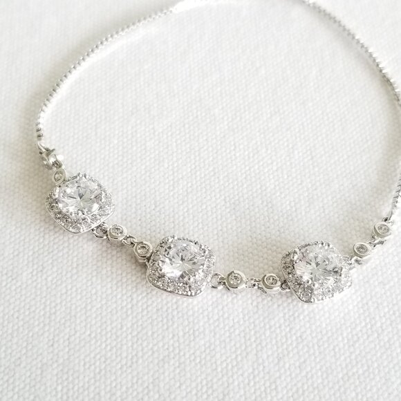 Cubic Zirconia Tennis Bracelet - NEW - Picture 4 of 7